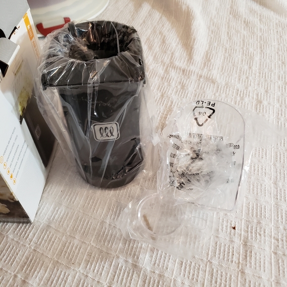 NIB TOASTMASTER mini popcorn popper - Picture 4 of 6